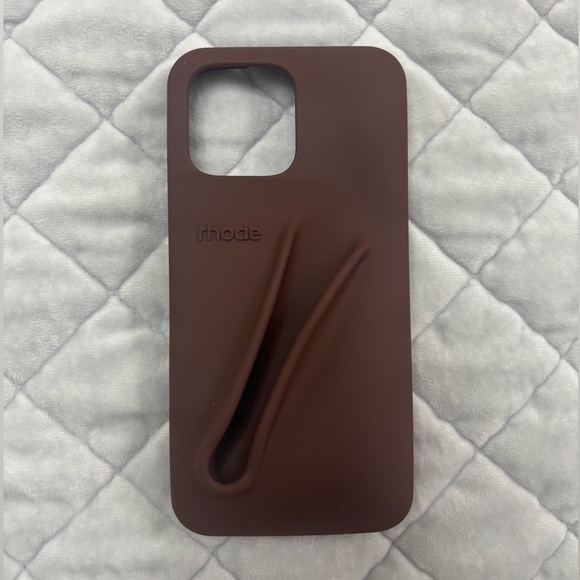 RHODE Fall Lip Case - Picture 1 of 3